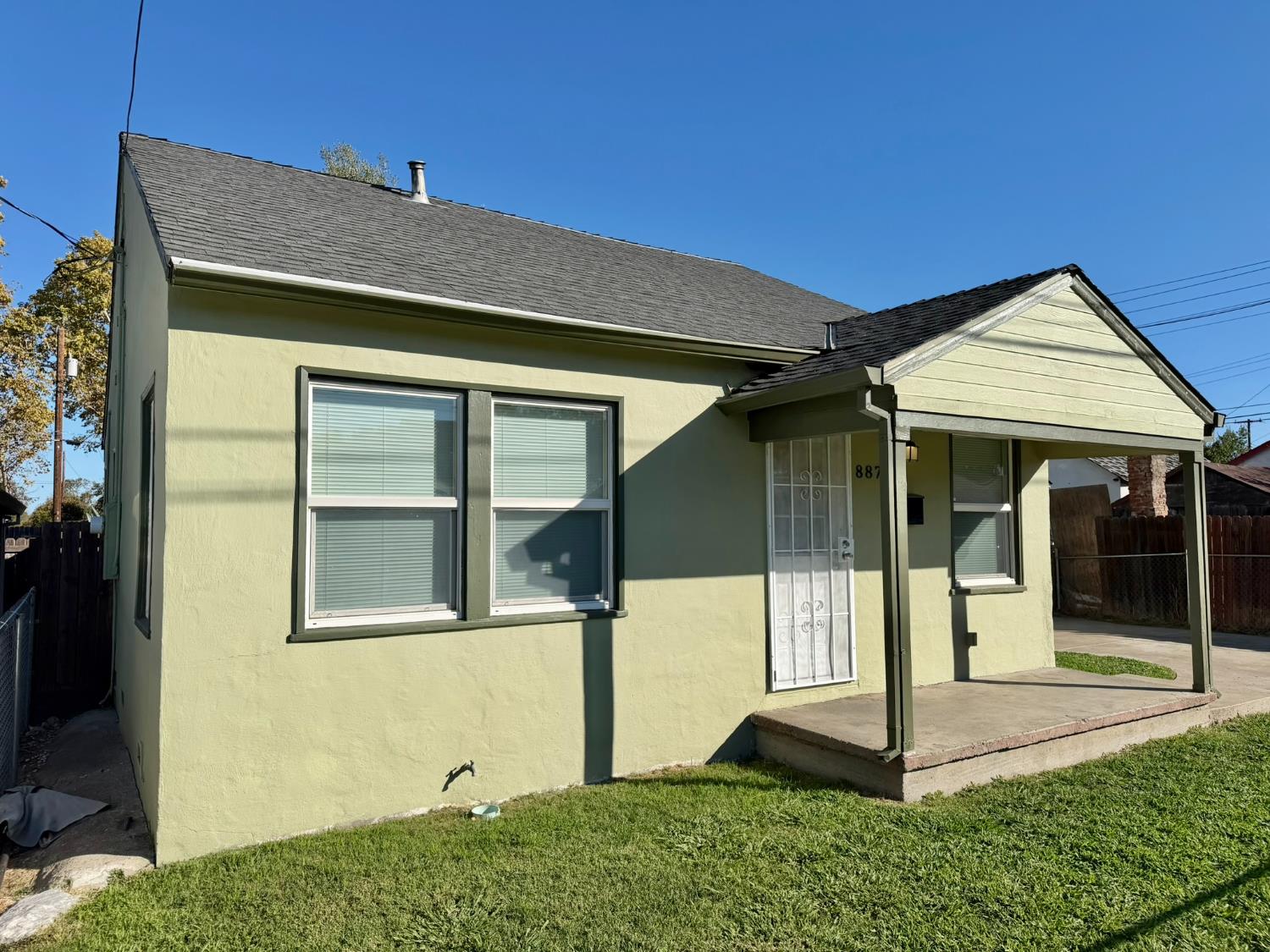 887 Edgewood Avenue Sacramento CA 95815