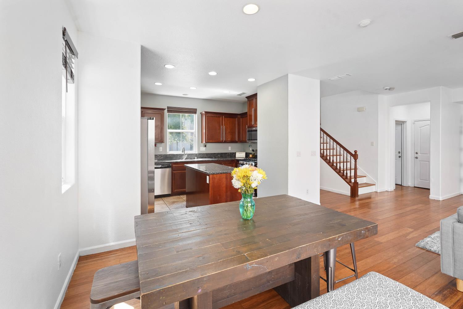 271 Candela Circle Sacramento CA 95835