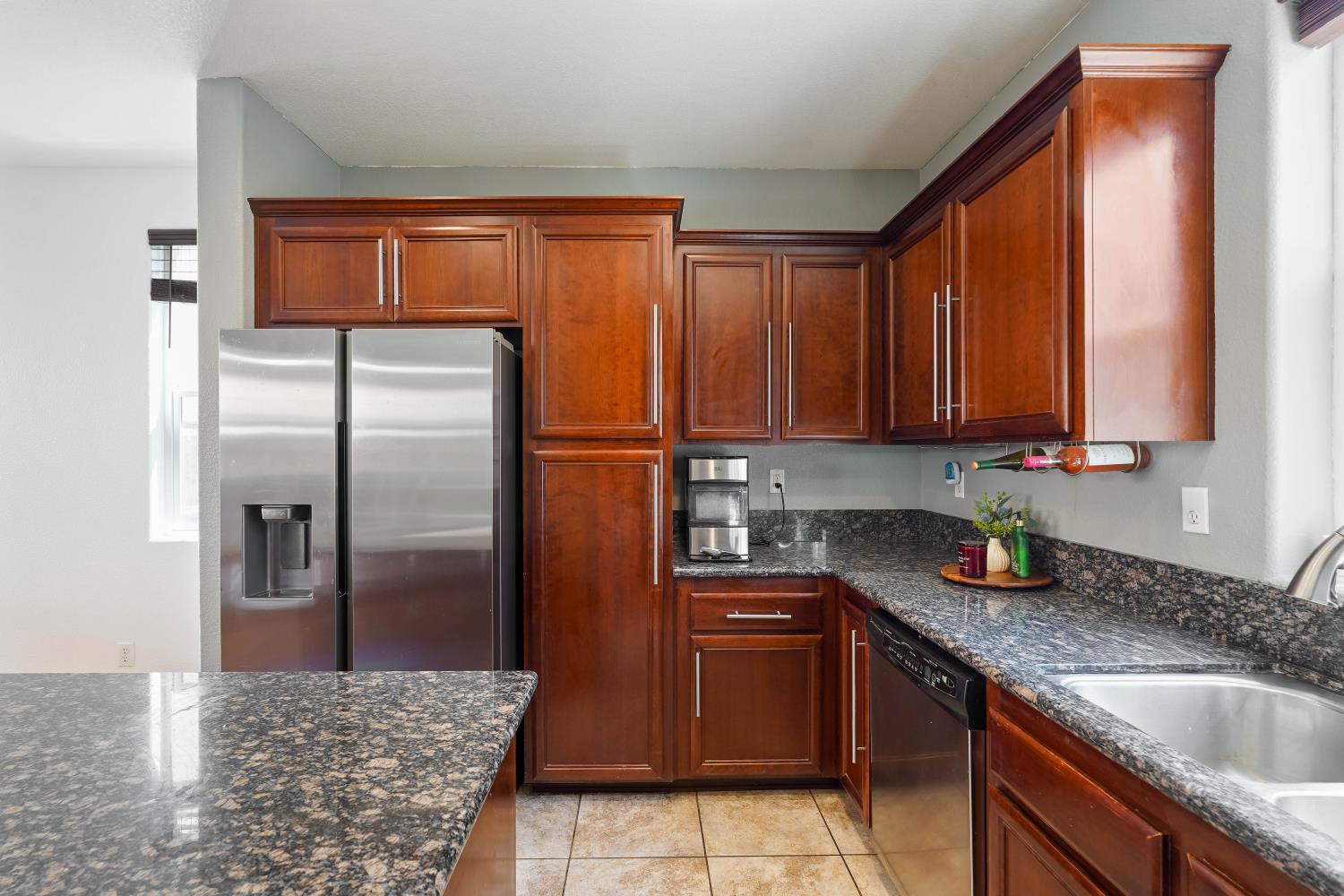 271 Candela Circle Sacramento CA 95835