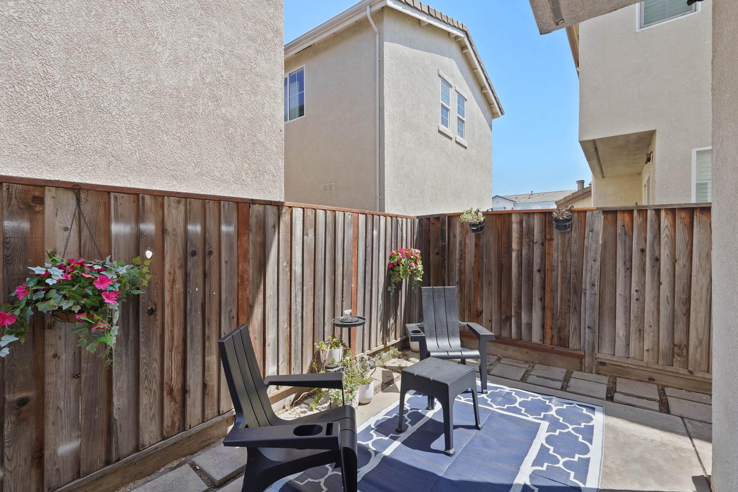 271 Candela Circle Sacramento CA 95835