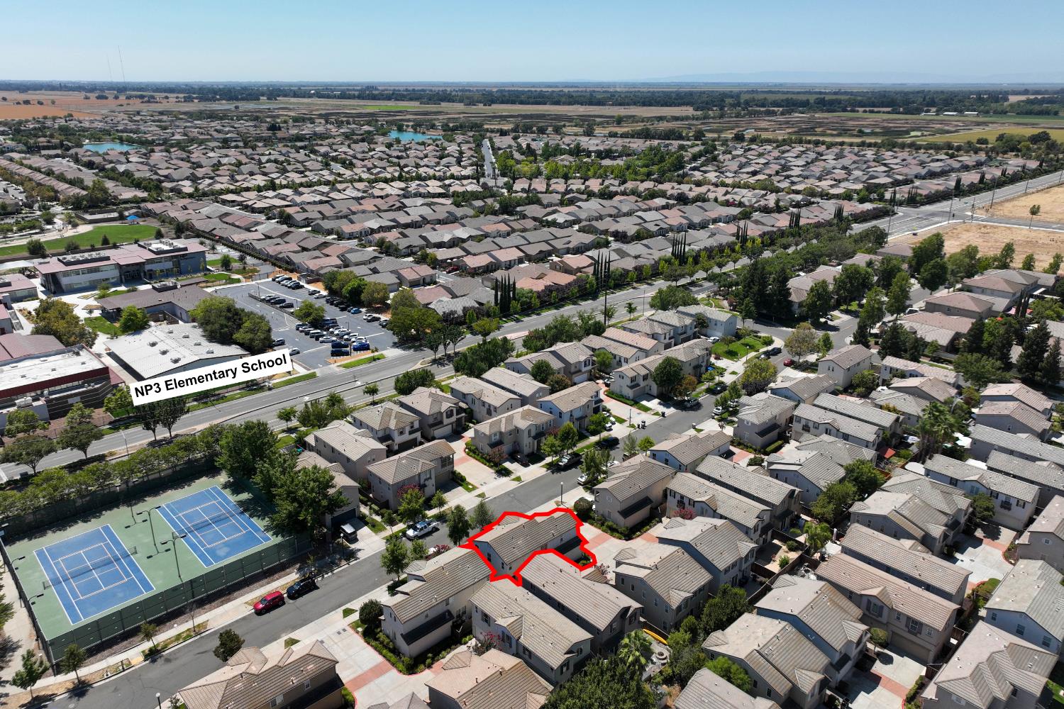 271 Candela Circle Sacramento CA 95835