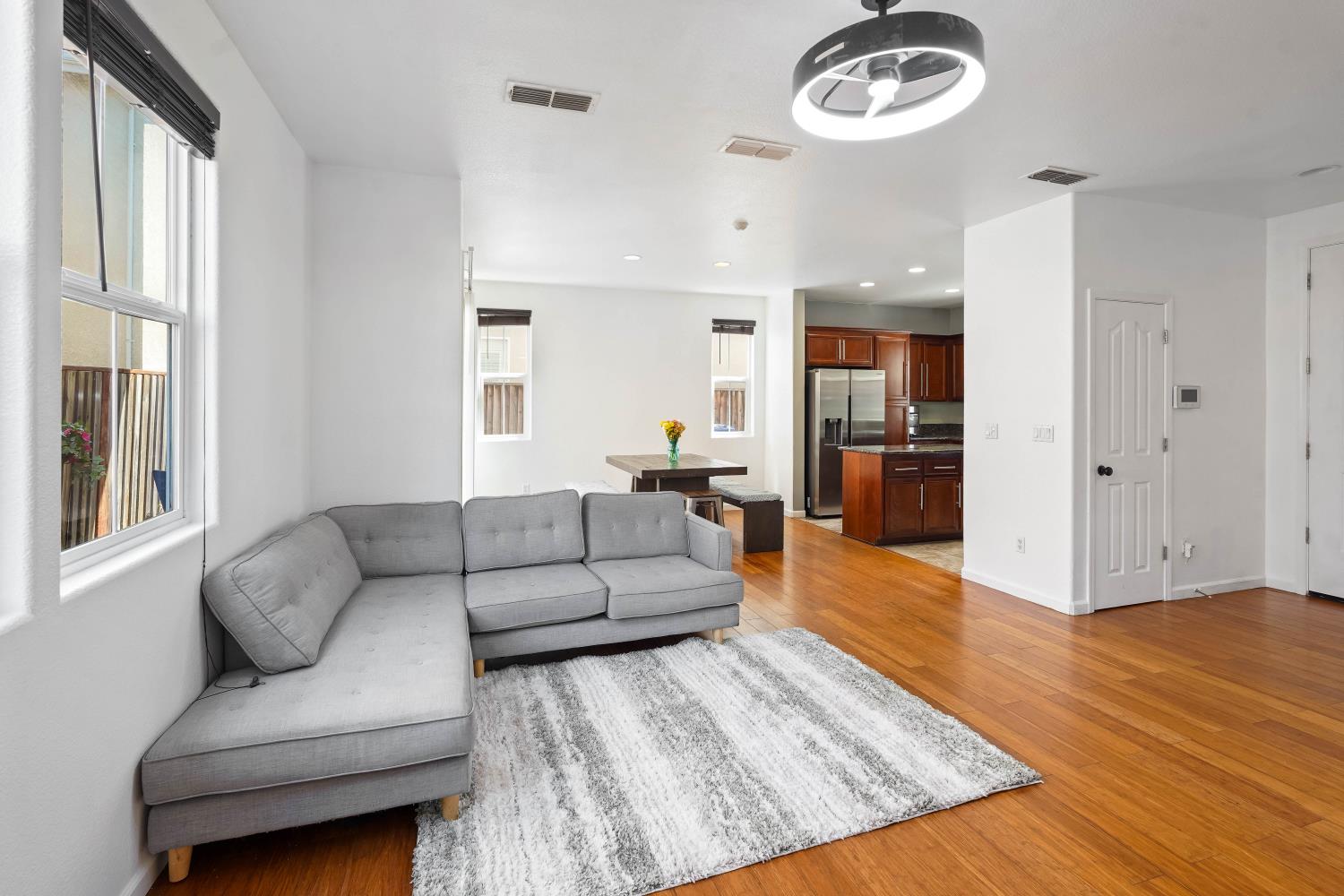 271 Candela Circle Sacramento CA 95835