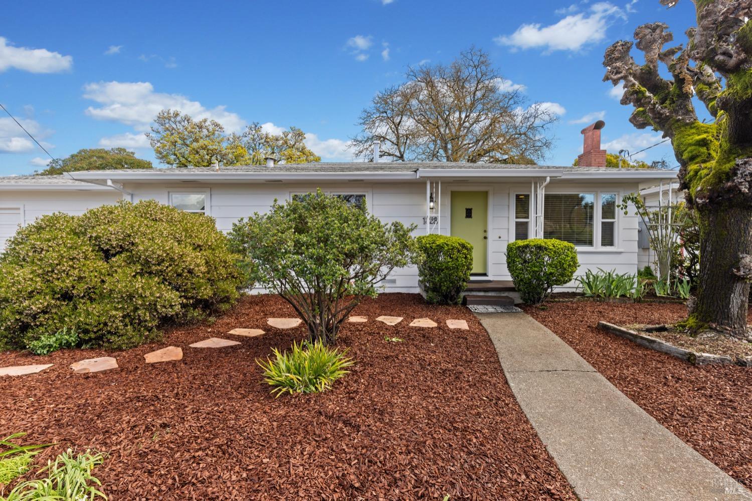 1828 Albany Drive Santa Rosa CA 95401