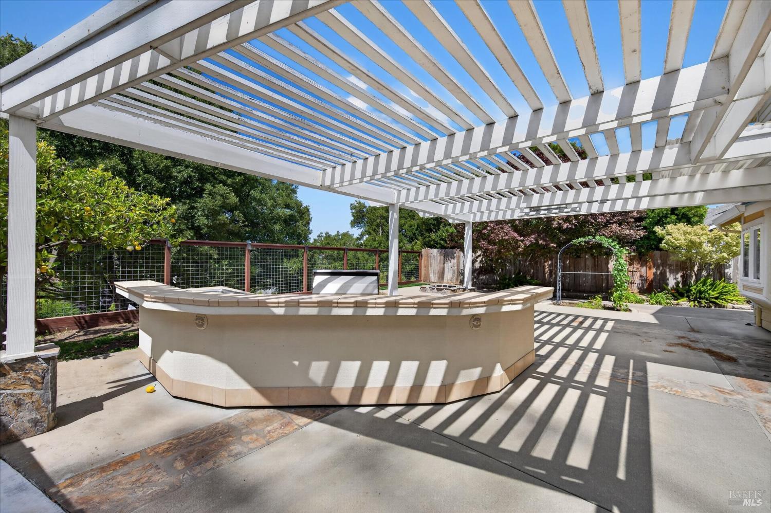 136 Crownpointe Drive Vallejo CA 94591