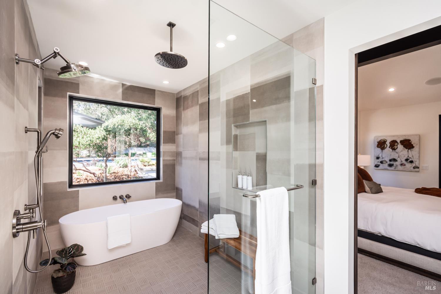 15 Via Del Arroyo Drive Napa CA 94559