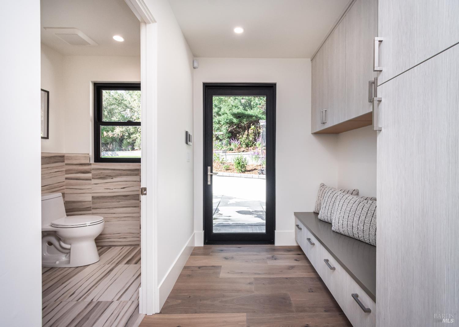 15 Via Del Arroyo Drive Napa CA 94559