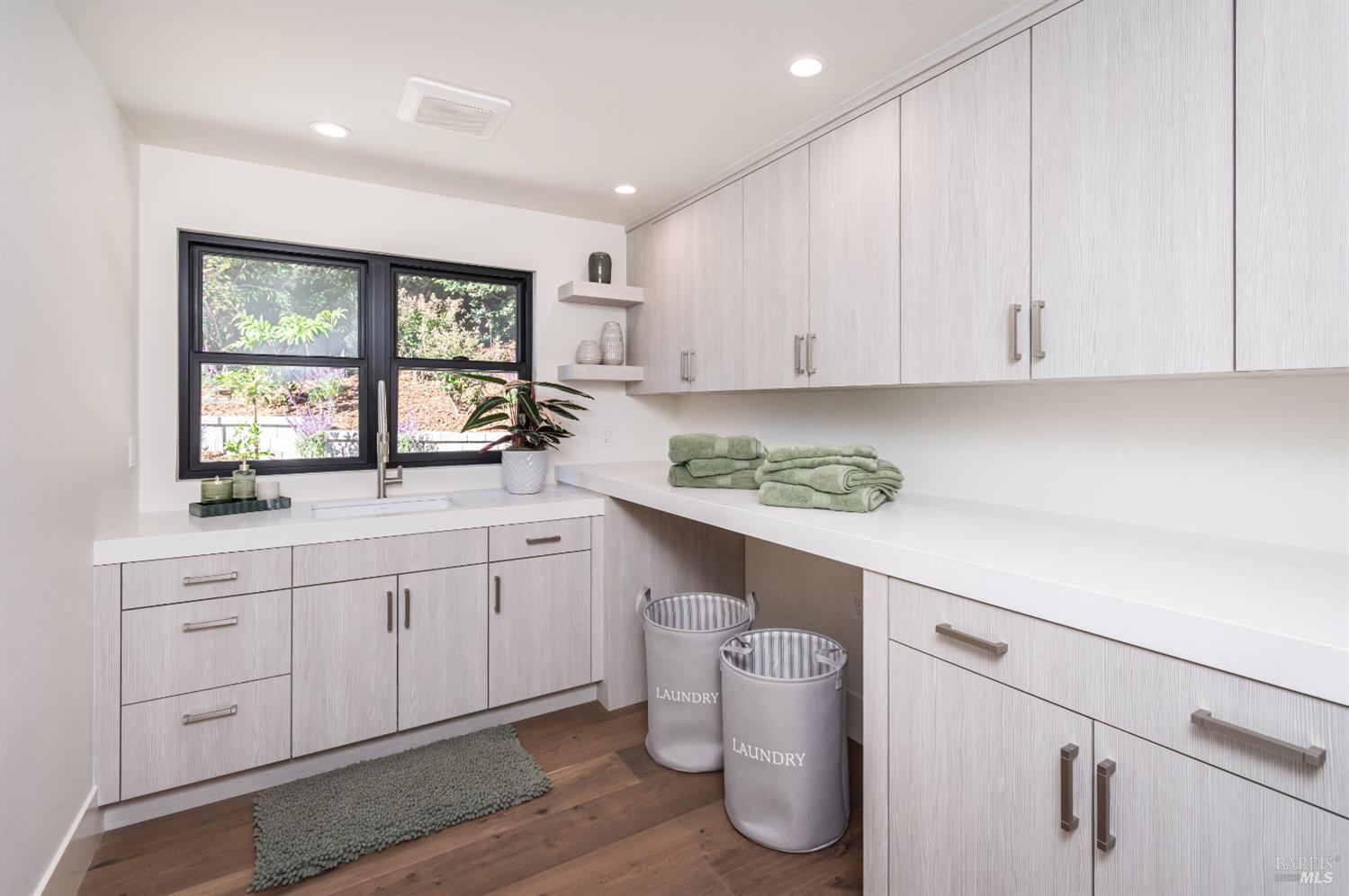 15 Via Del Arroyo Drive Napa CA 94559