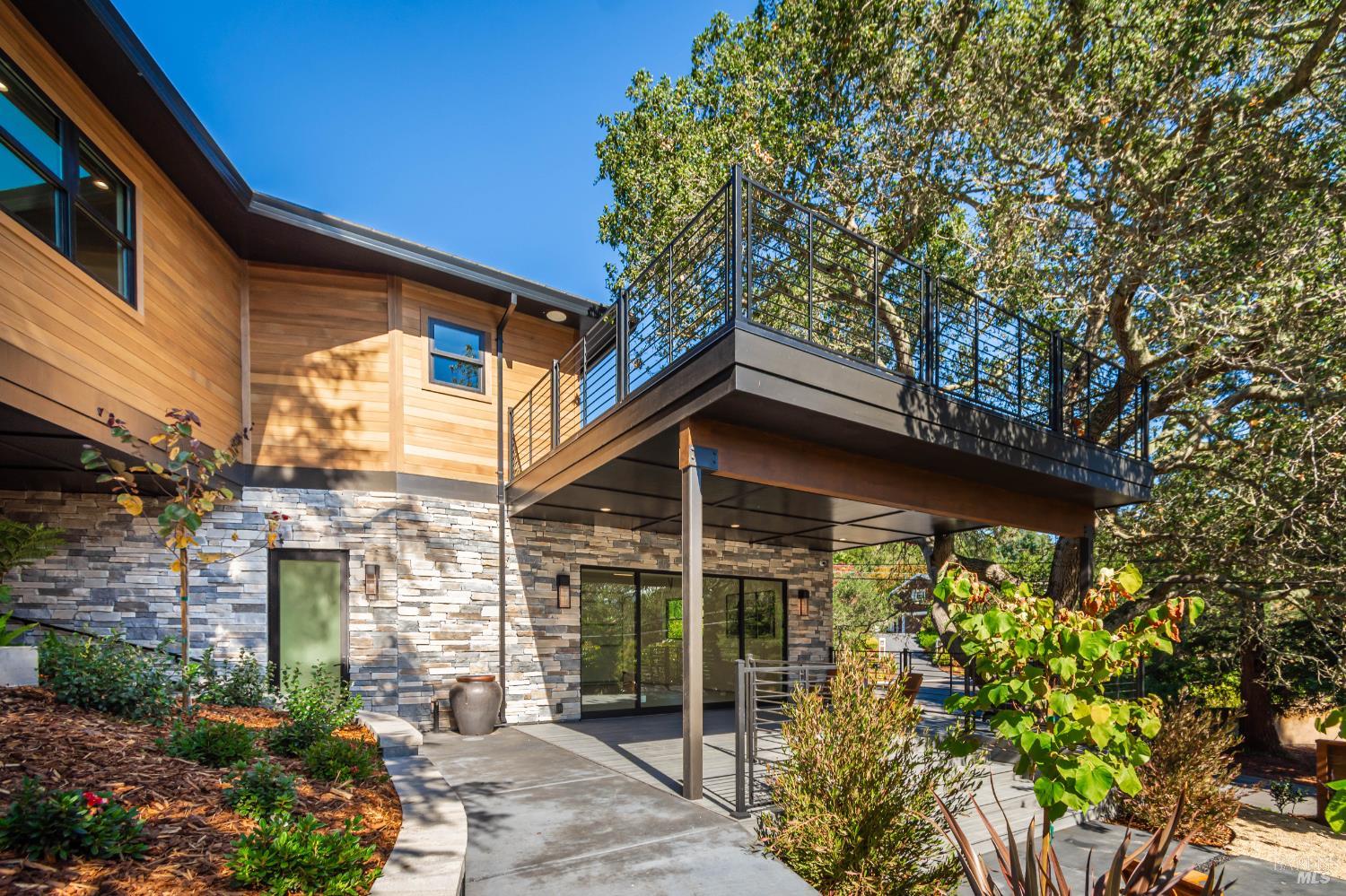 15 Via Del Arroyo Drive Napa CA 94559
