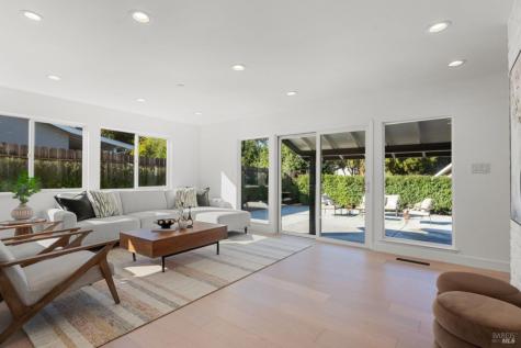 456 Alameda De La Loma Novato CA 94949