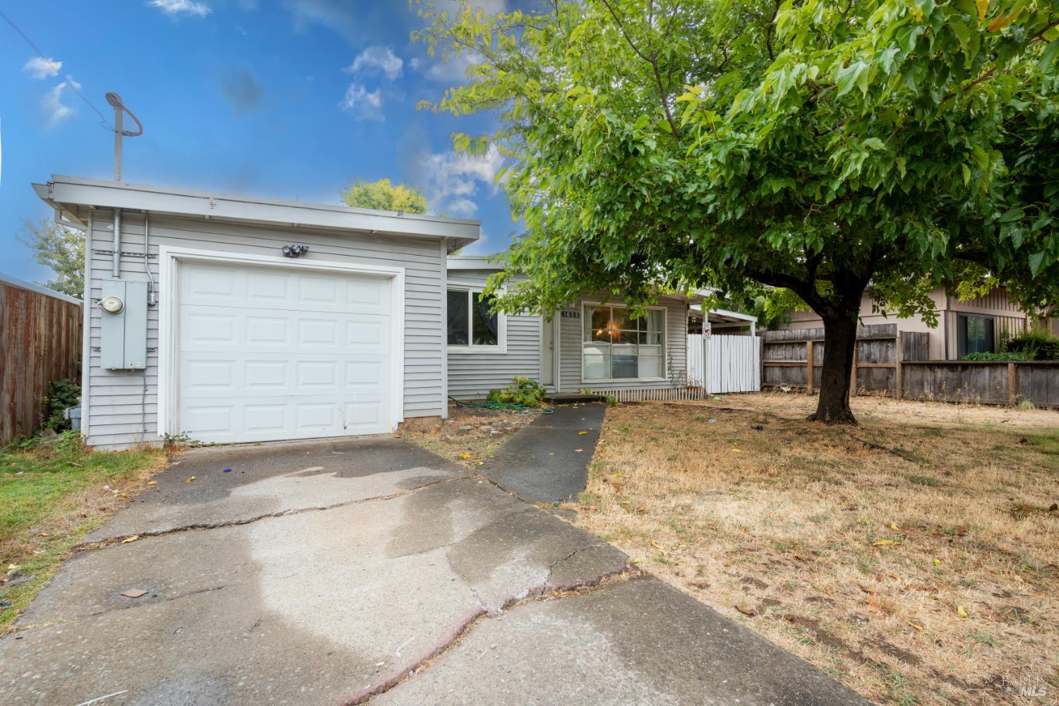 1655 Lockwood Drive Ukiah CA 95482