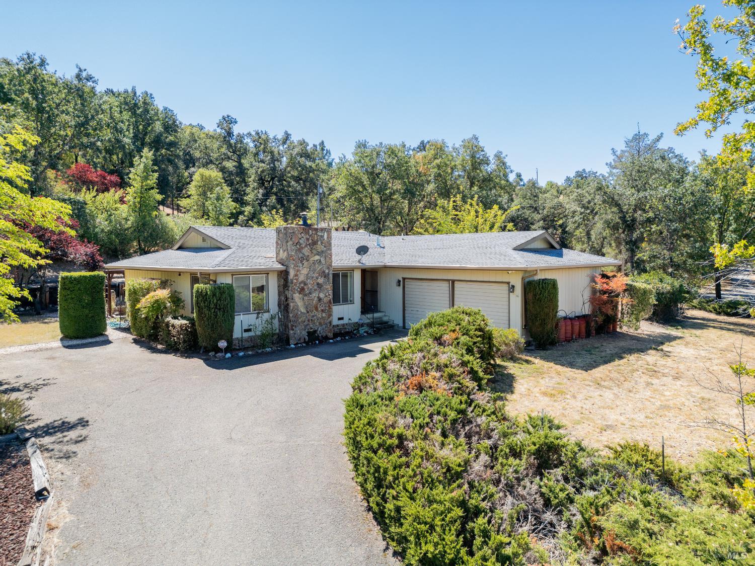 641 Blue Oak Drive Ukiah CA 95482