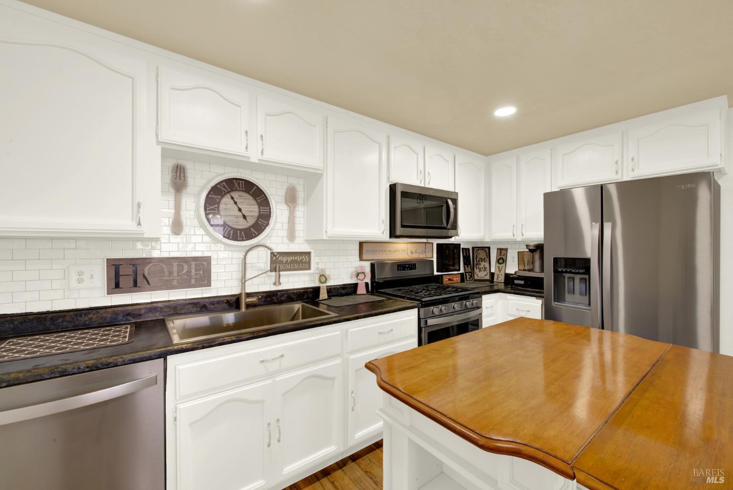 959 Matthew Court Fairfield CA 94533