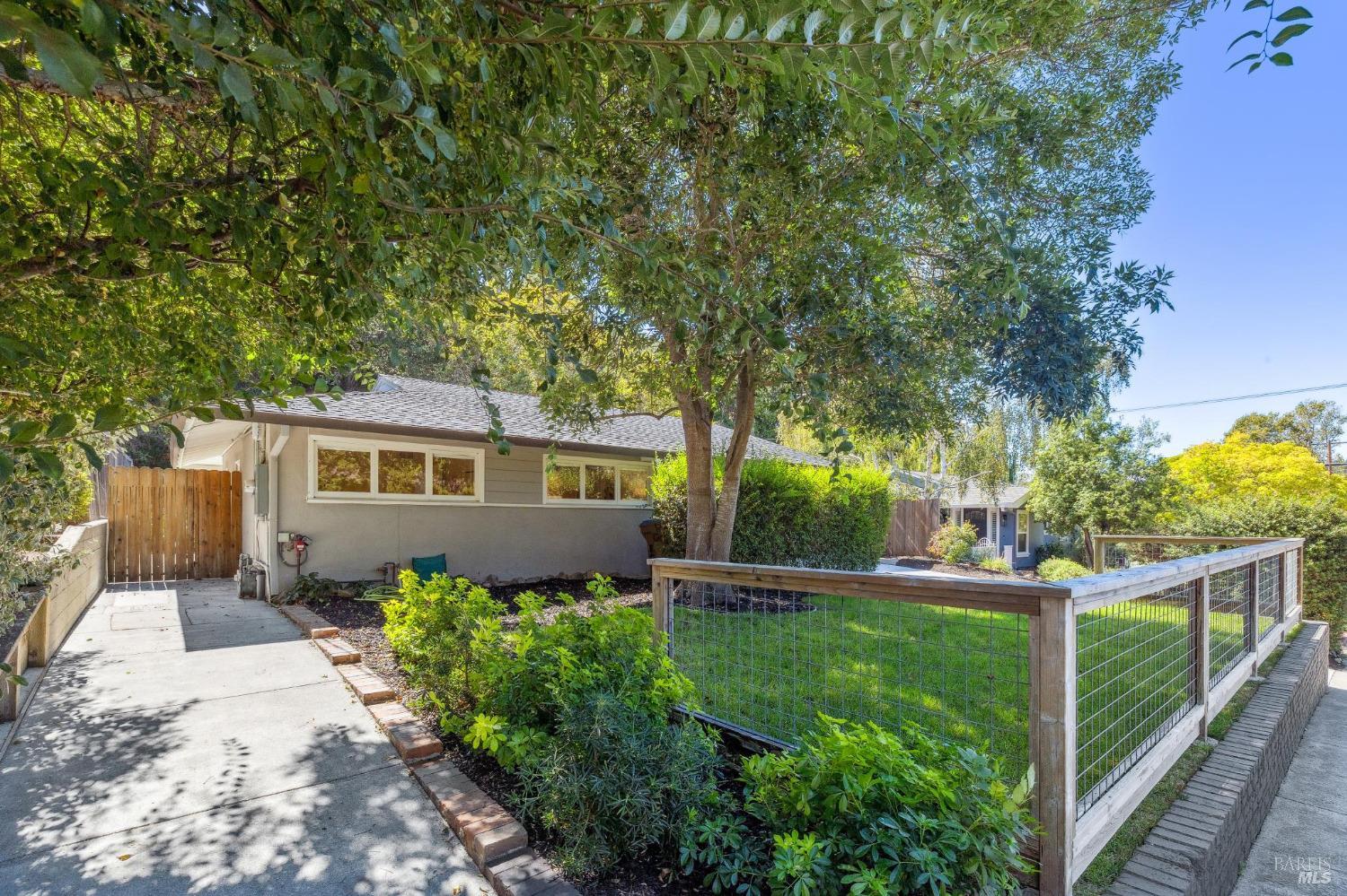 338 Karen Way Tiburon CA 94920