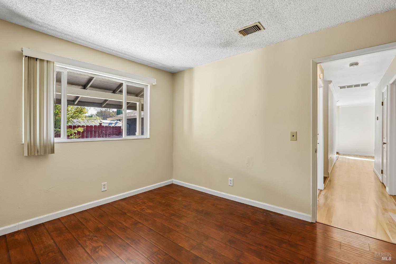 132 Carlton Avenue Vacaville CA 95687