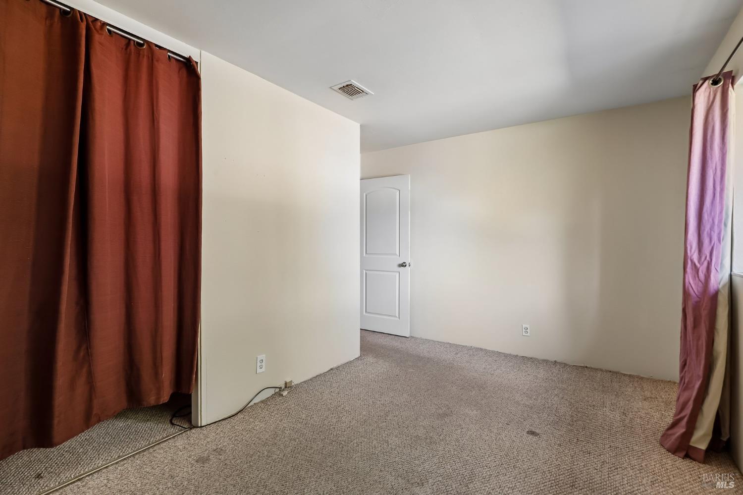 132 Carlton Avenue Vacaville CA 95687