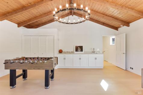 2 Via La Cumbre Greenbrae CA 94904