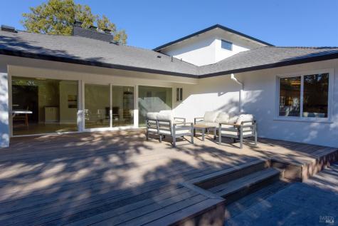 2 Via La Cumbre Greenbrae CA 94904