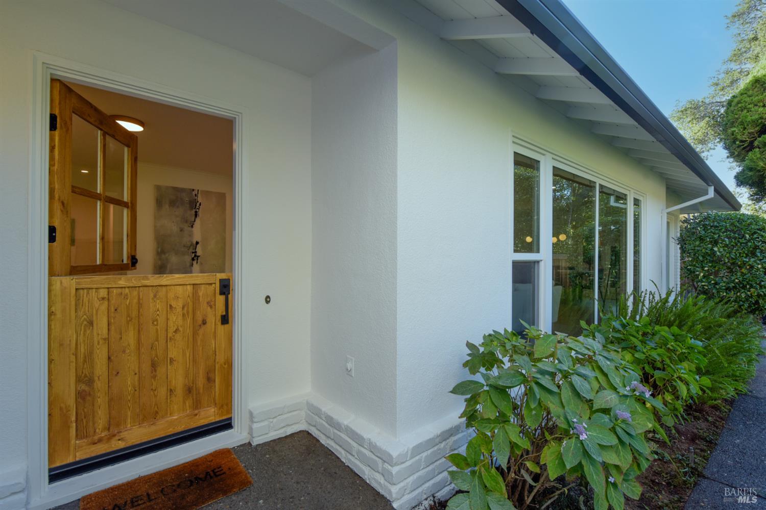 2 Via La Cumbre Greenbrae CA 94904