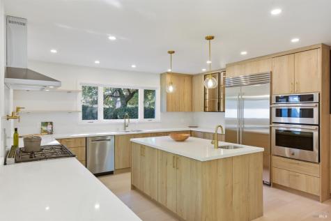 2 Via La Cumbre Greenbrae CA 94904