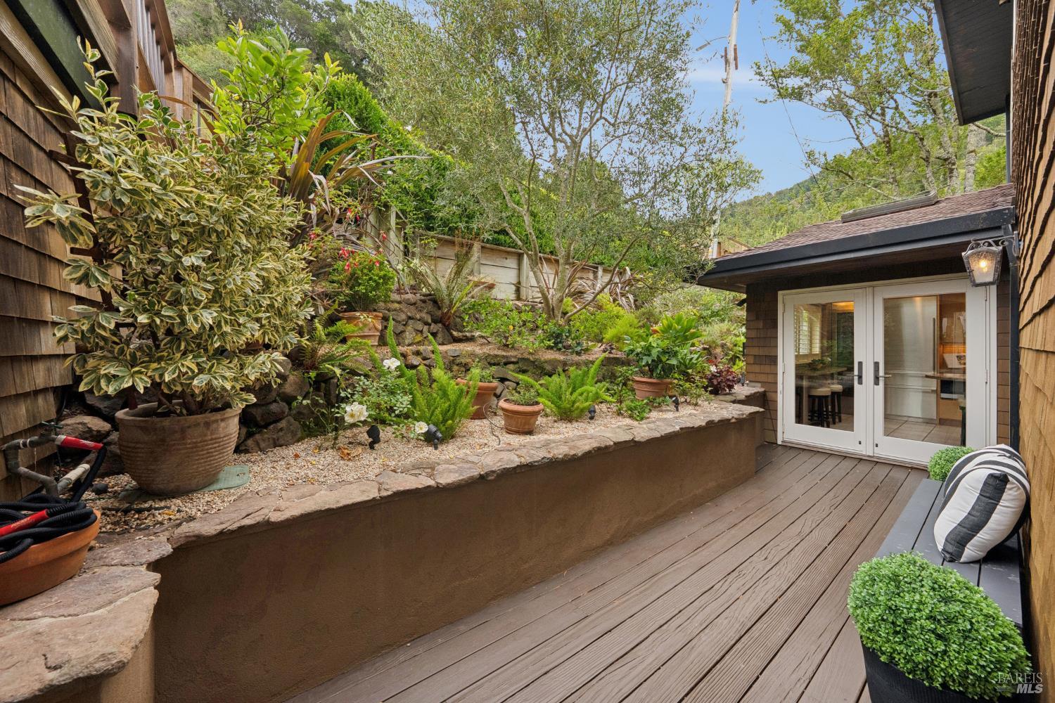 160 Piedmont Court Larkspur CA 94939