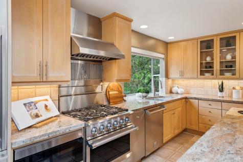 160 Piedmont Court Larkspur CA 94939