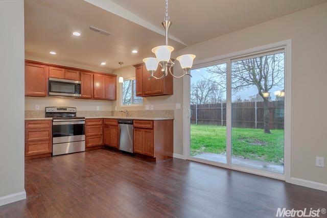 7522 Bowen Circle Sacramento CA 95822