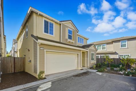 2008 Karen Place Rohnert Park CA 94928