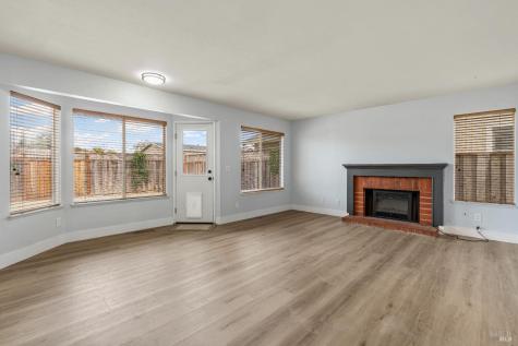 172 Cornell Street Windsor CA 95492