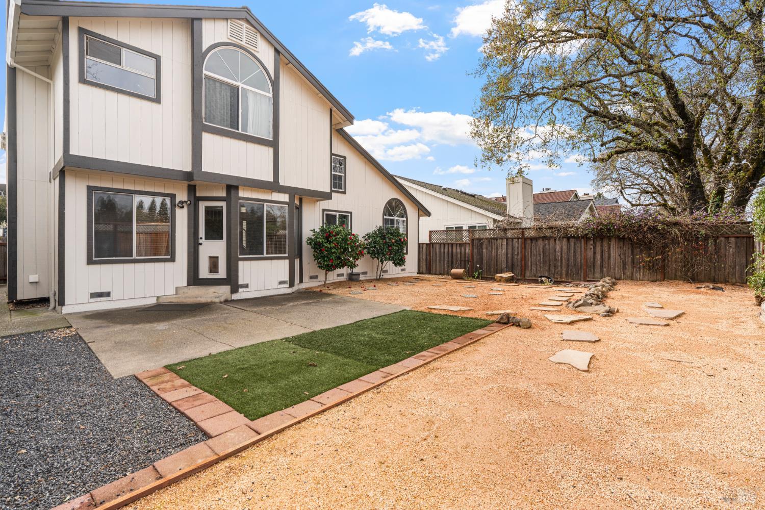 172 Cornell Street Windsor CA 95492