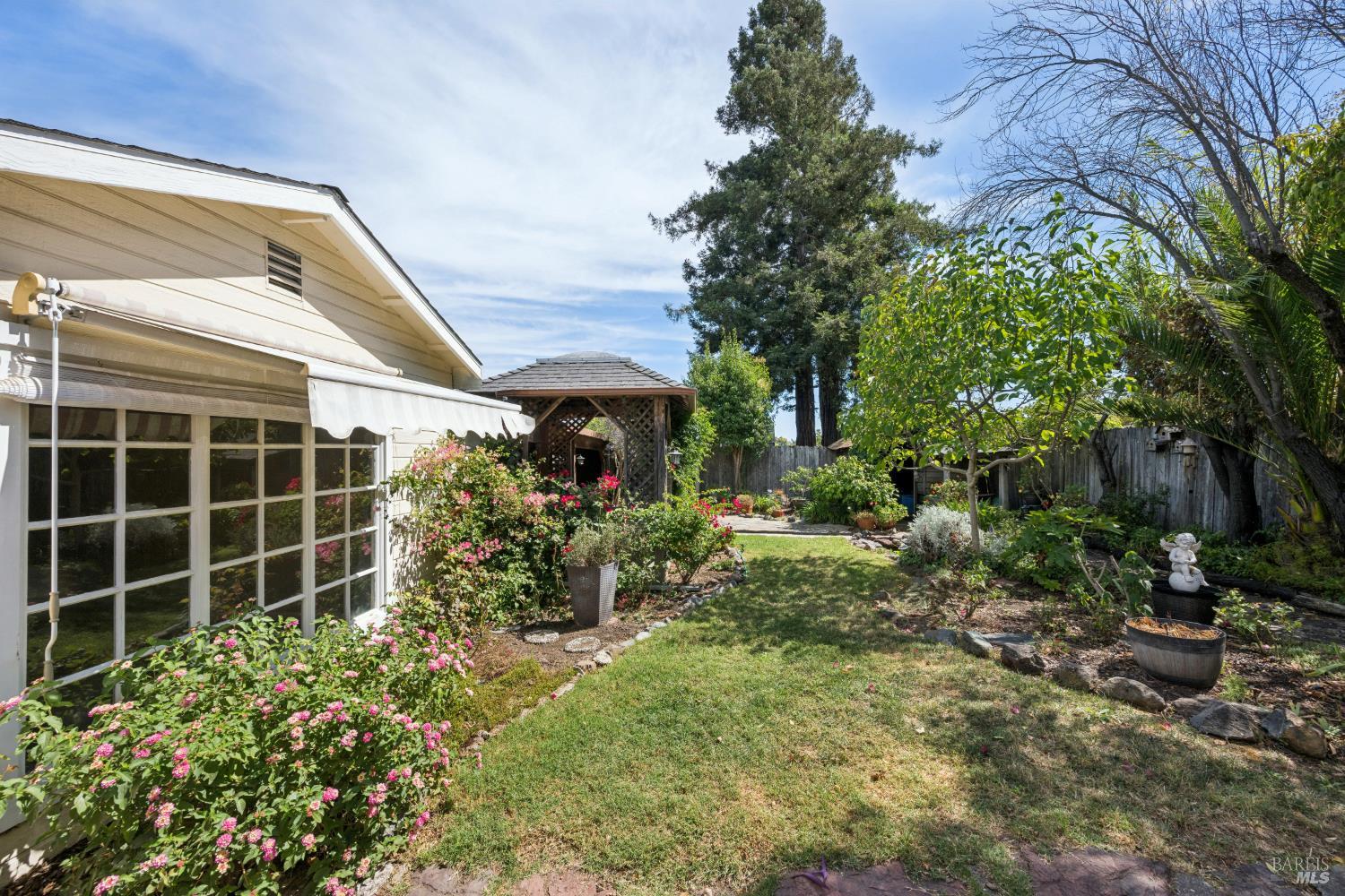 412 Cortez Drive Petaluma CA 94954
