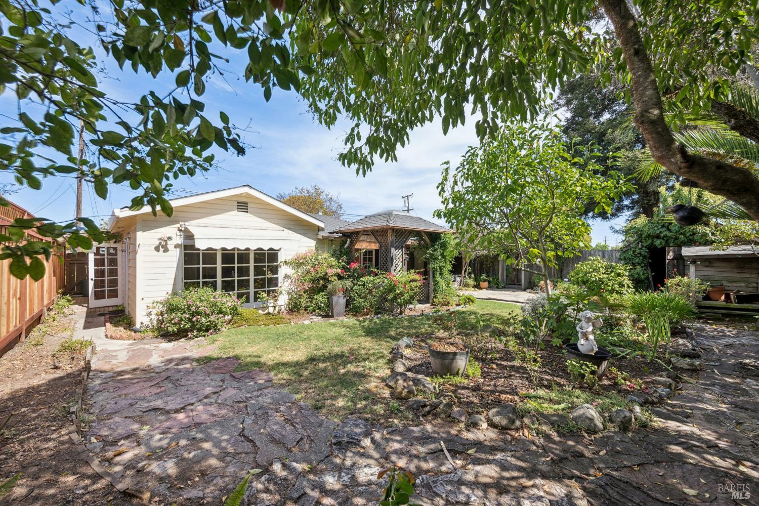 412 Cortez Drive Petaluma CA 94954