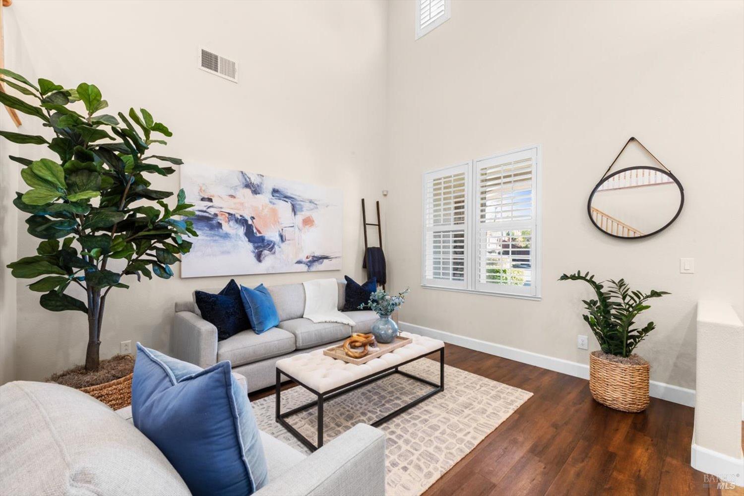 455 Peacock Way Vacaville CA 95688