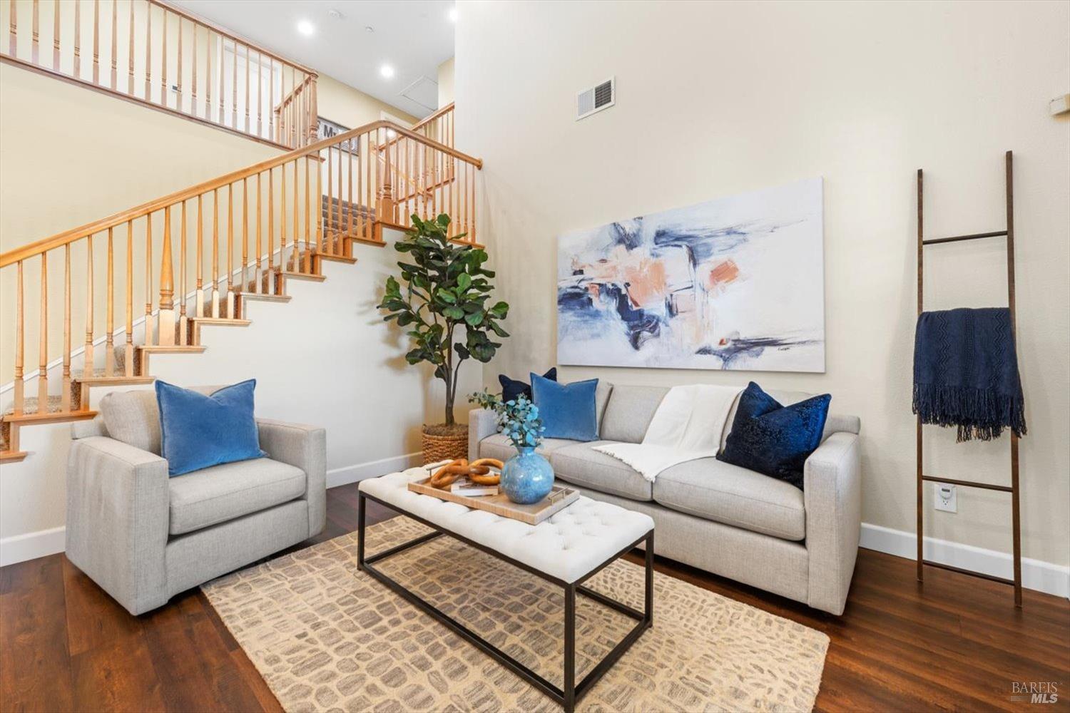 455 Peacock Way Vacaville CA 95688