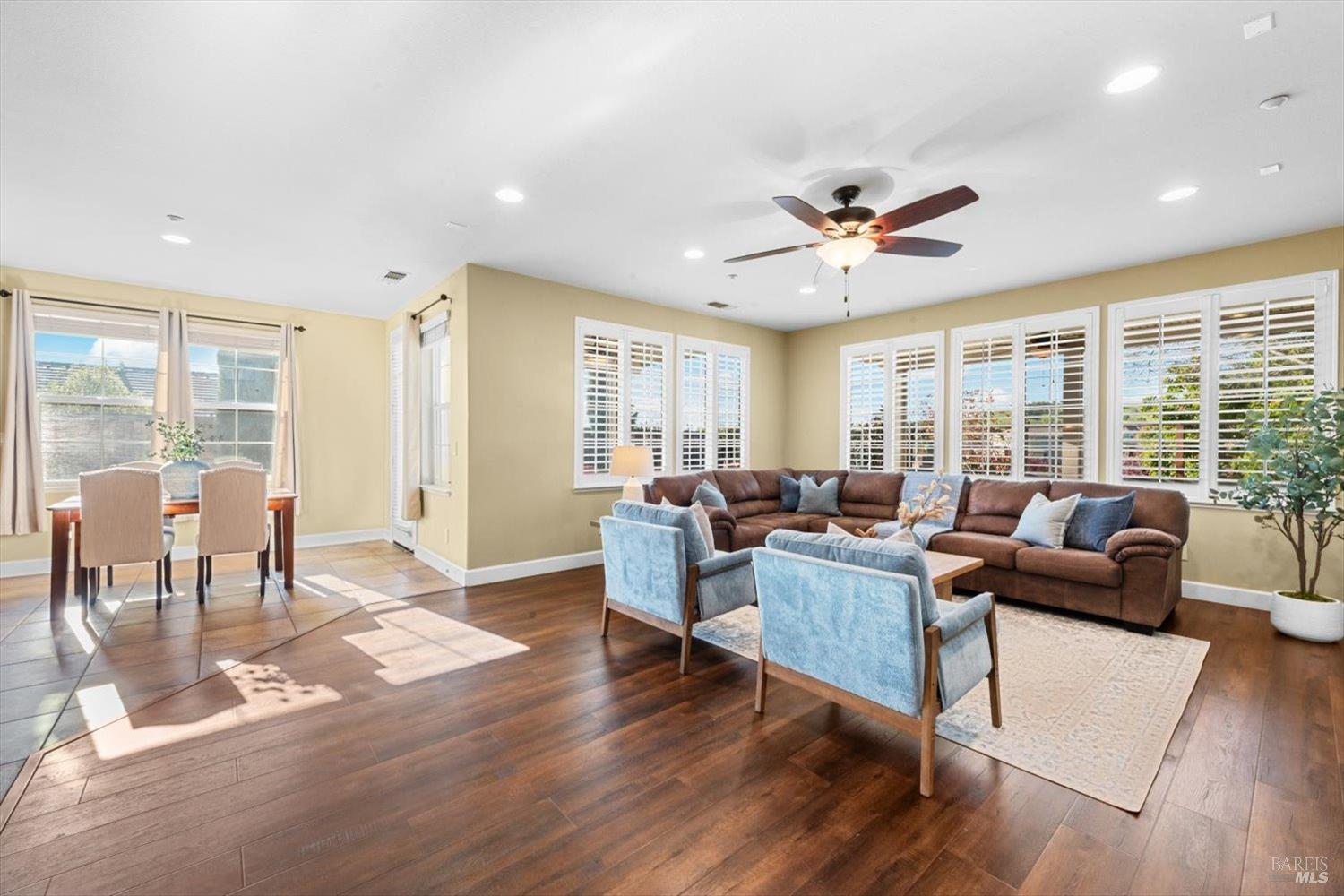 455 Peacock Way Vacaville CA 95688