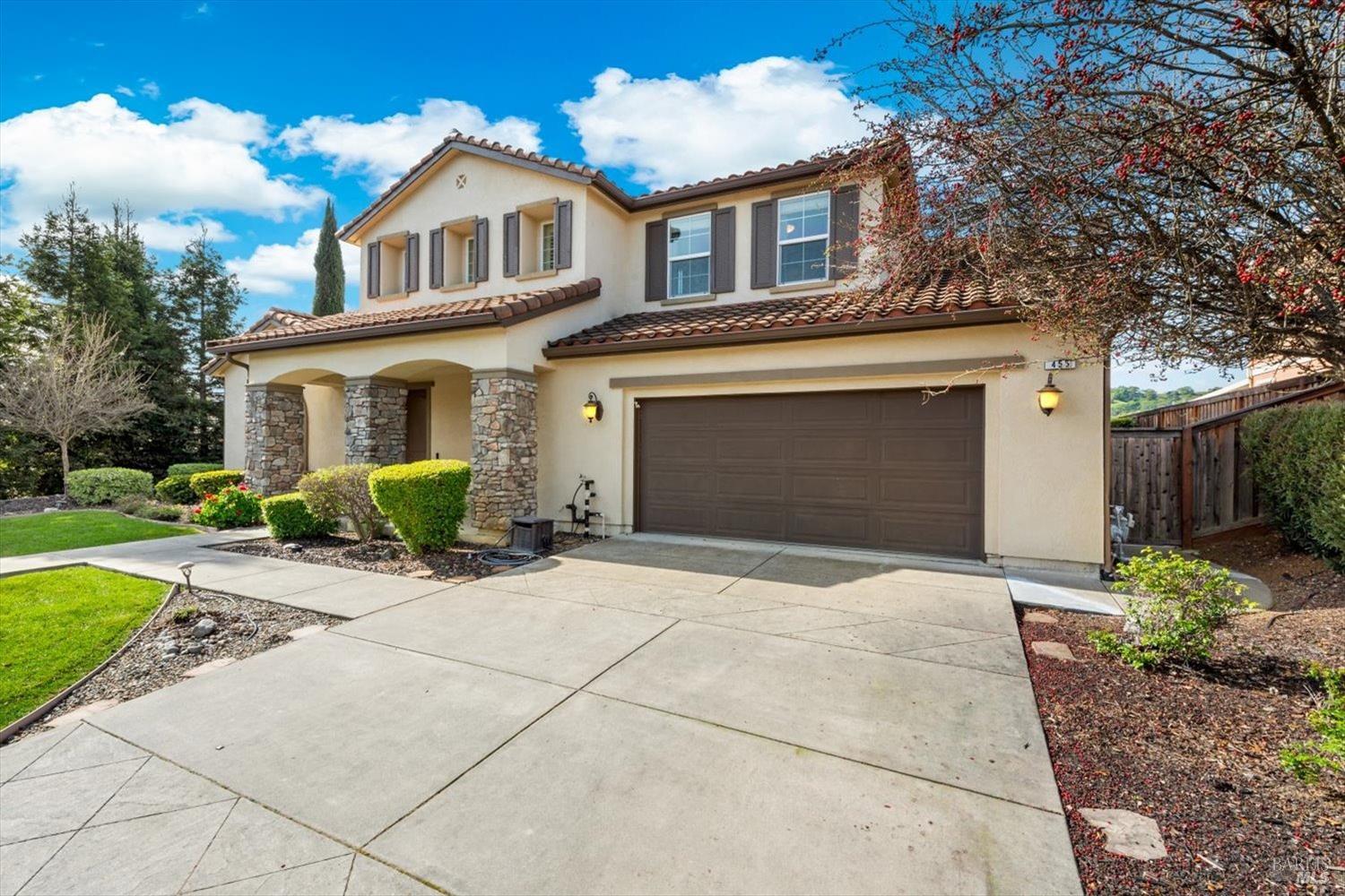 455 Peacock Way Vacaville CA 95688