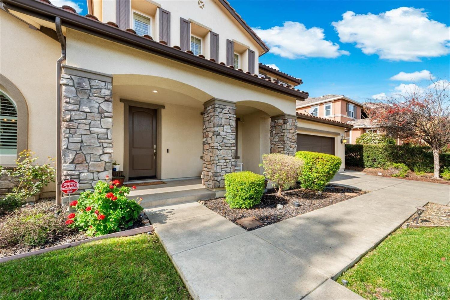 455 Peacock Way Vacaville CA 95688