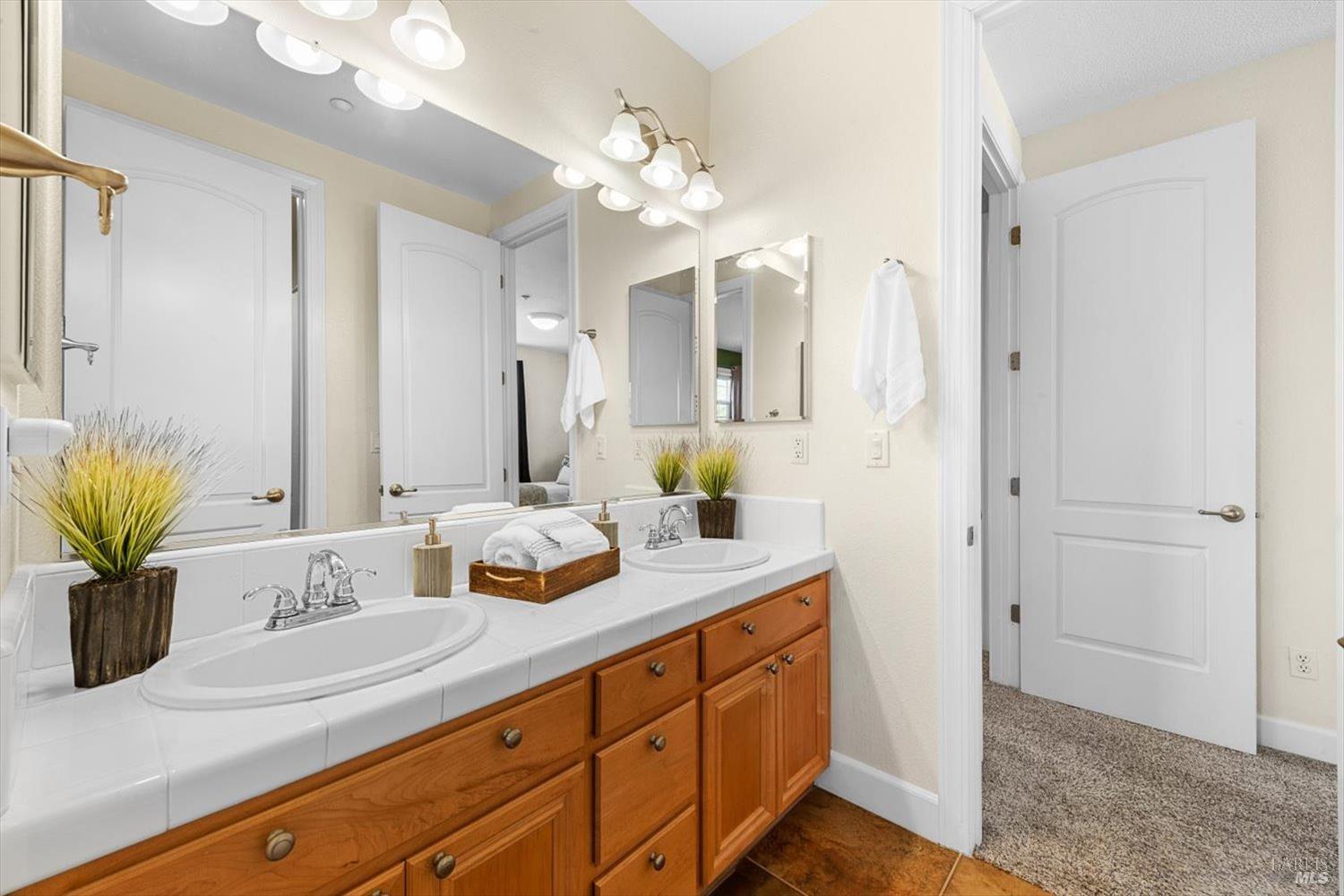 455 Peacock Way Vacaville CA 95688