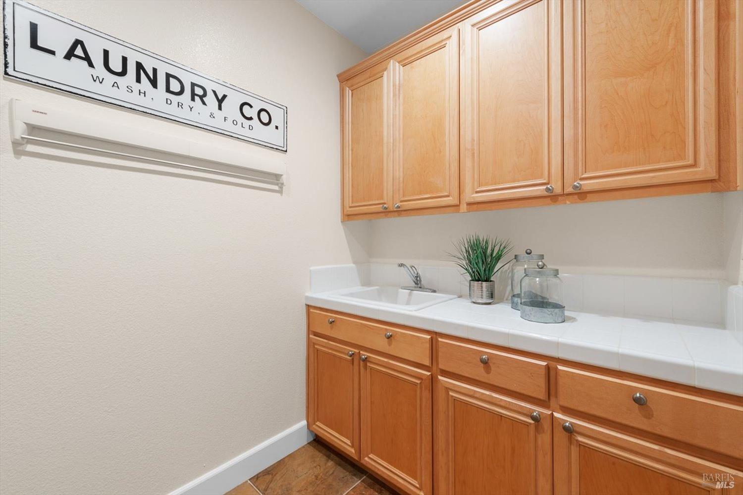 455 Peacock Way Vacaville CA 95688