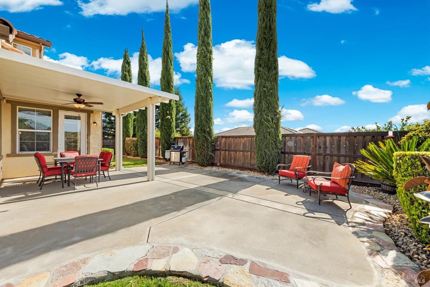 455 Peacock Way Vacaville CA 95688
