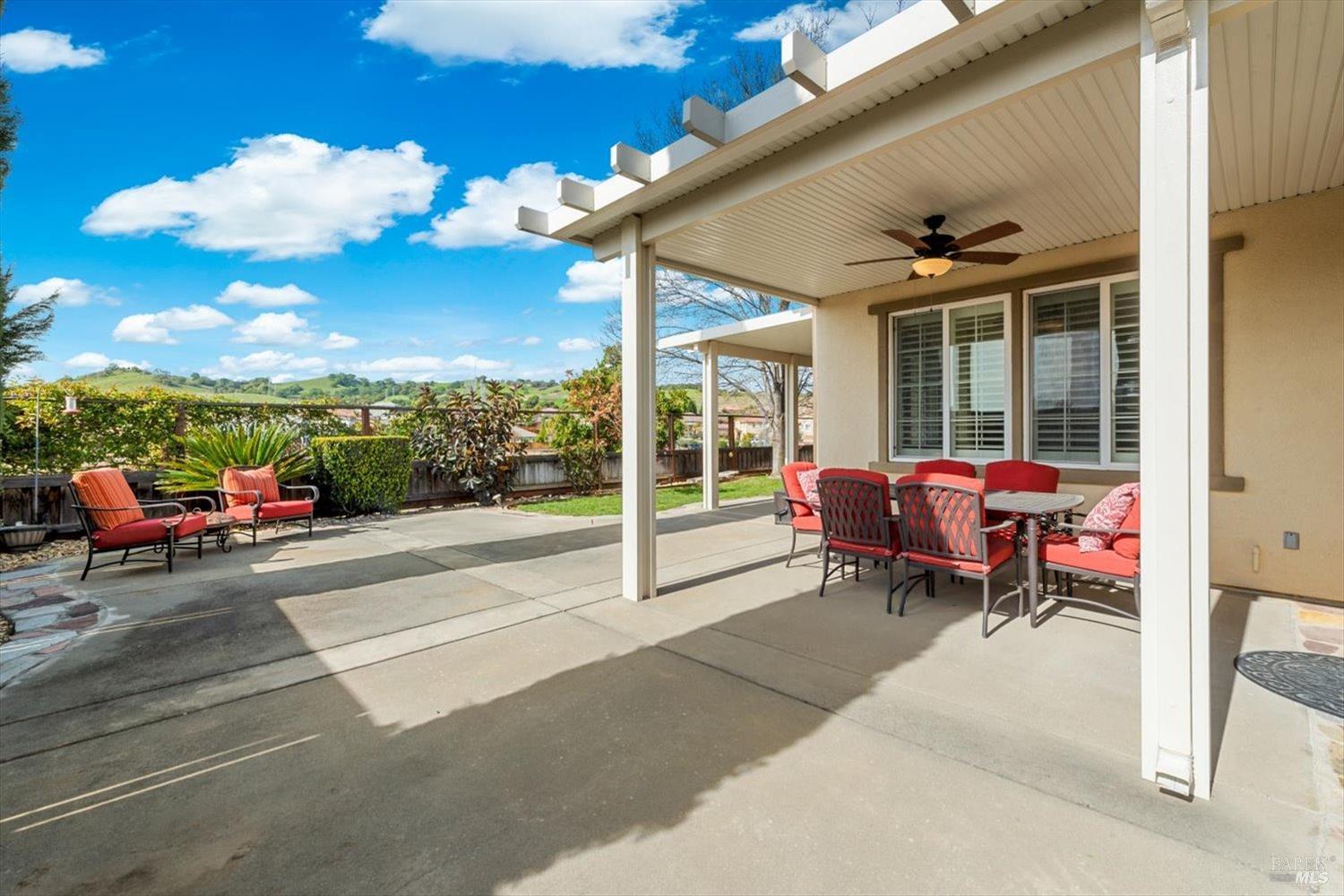 455 Peacock Way Vacaville CA 95688