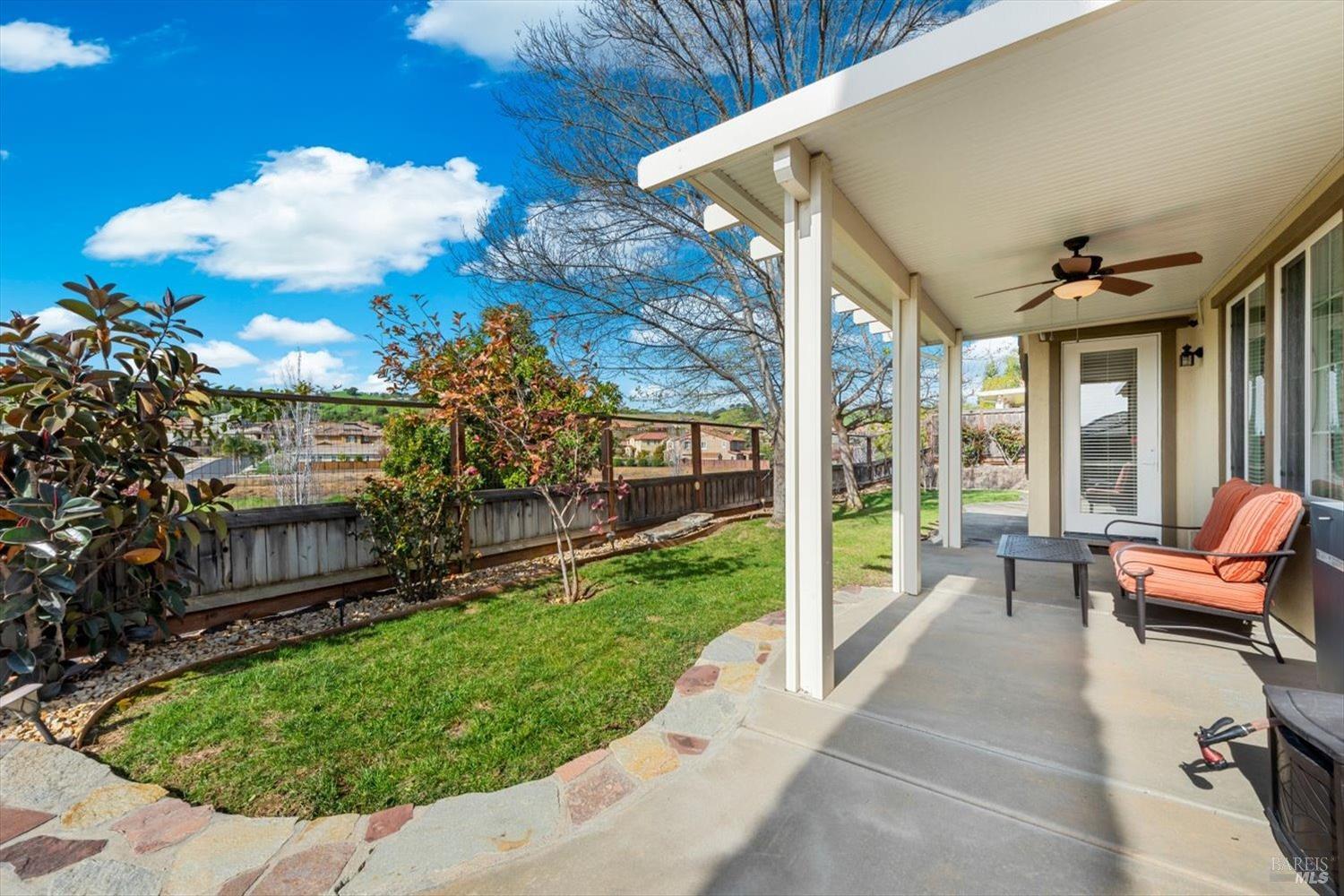 455 Peacock Way Vacaville CA 95688