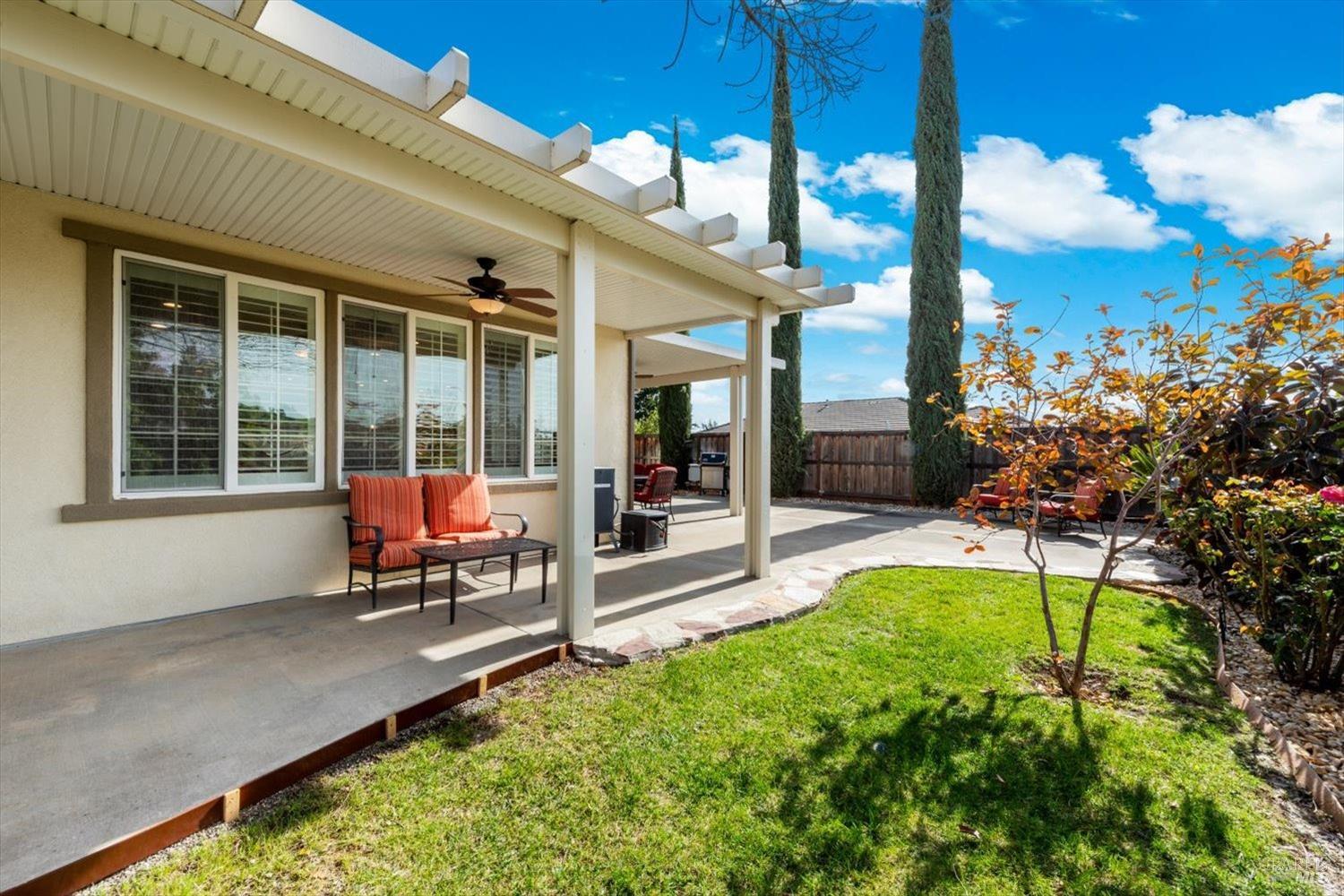 455 Peacock Way Vacaville CA 95688