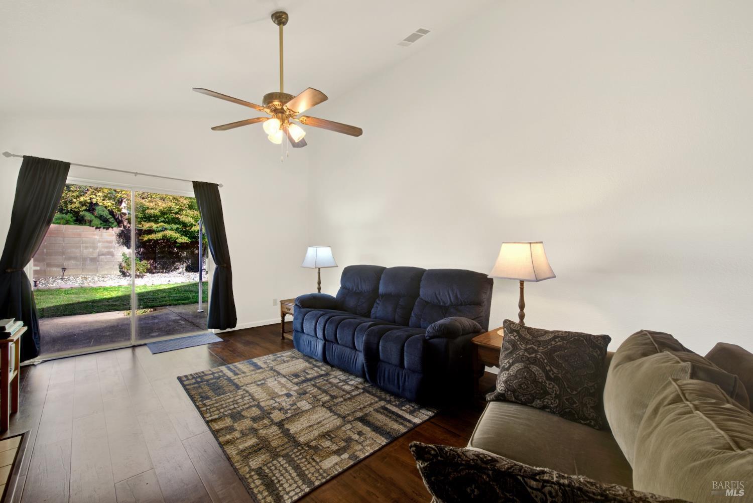 643 Colemanite Circle Vacaville CA 95687
