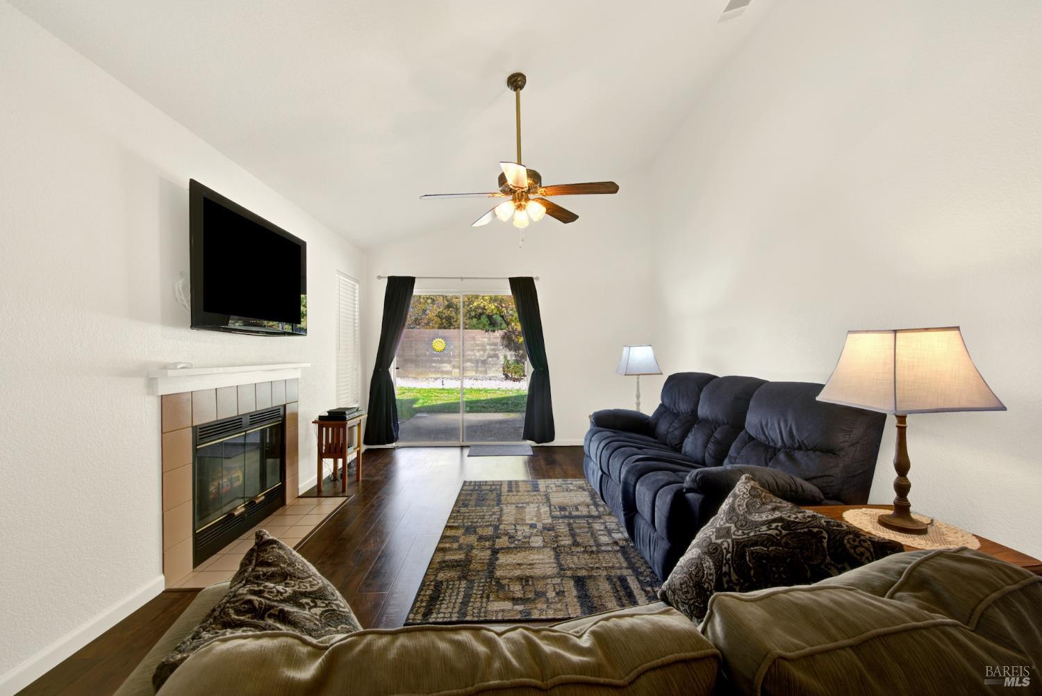 643 Colemanite Circle Vacaville CA 95687
