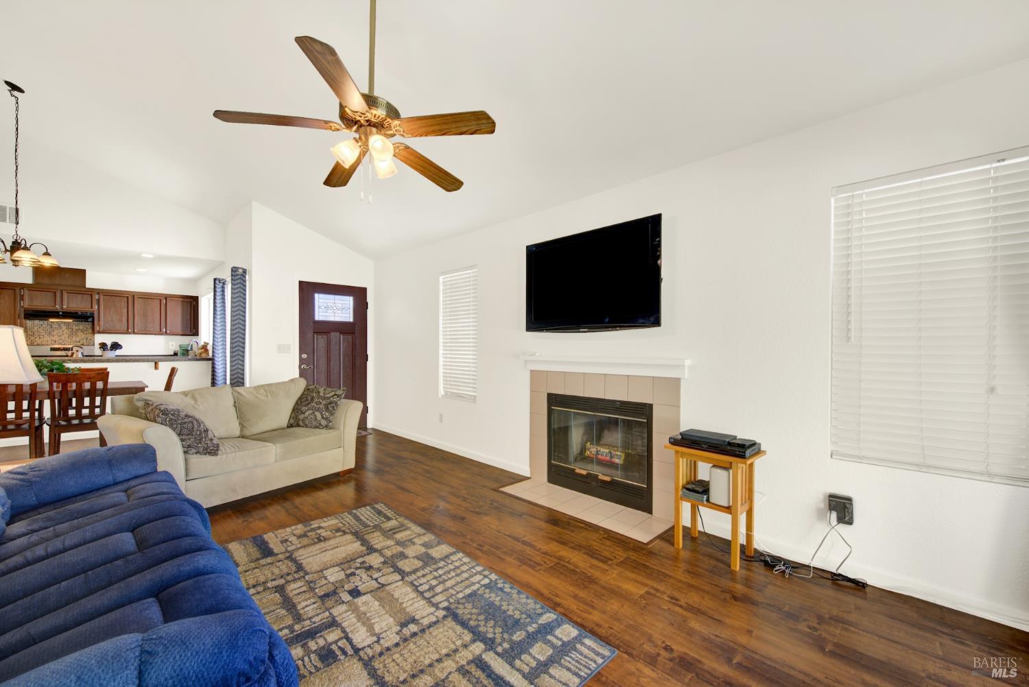 643 Colemanite Circle Vacaville CA 95687