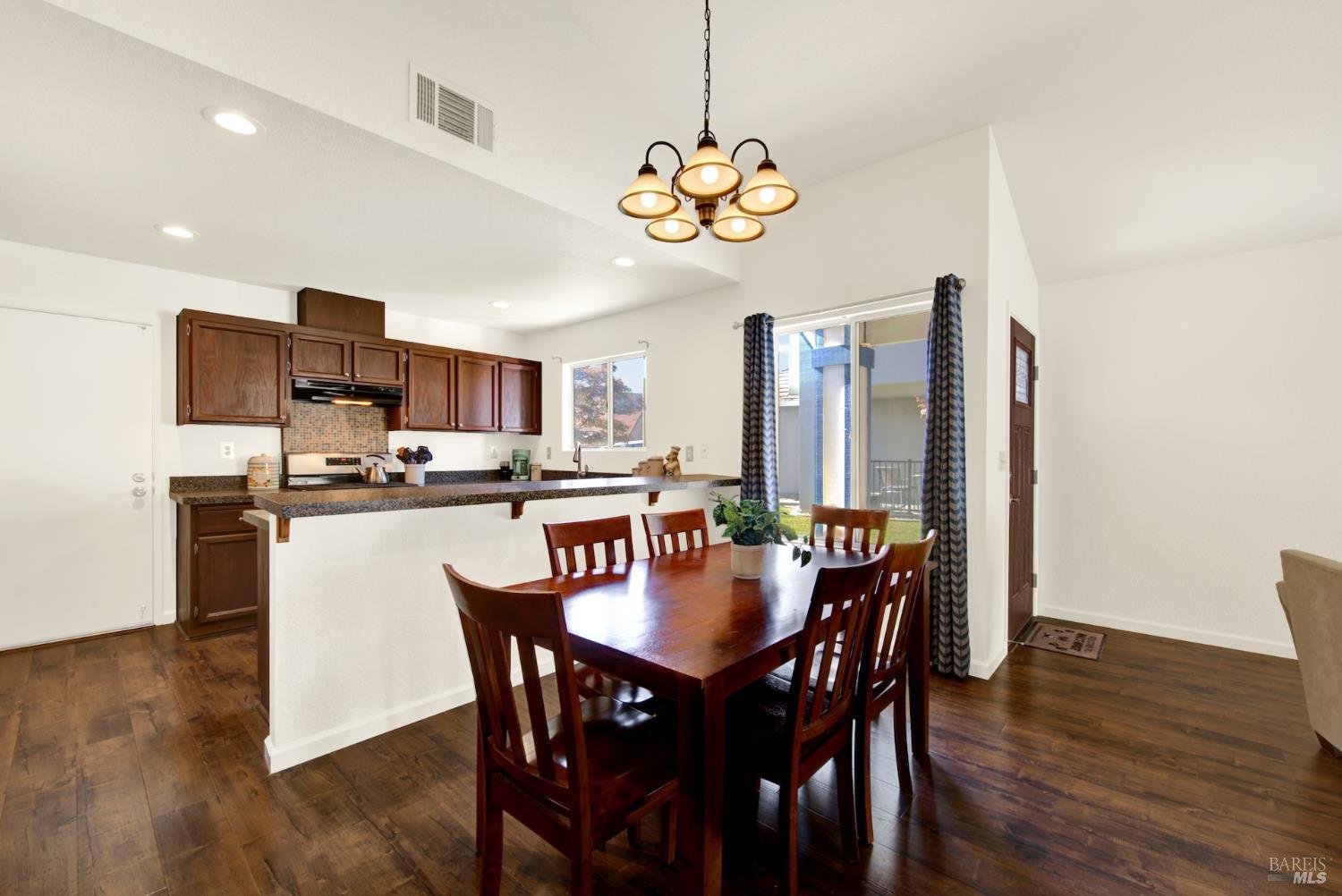 643 Colemanite Circle Vacaville CA 95687