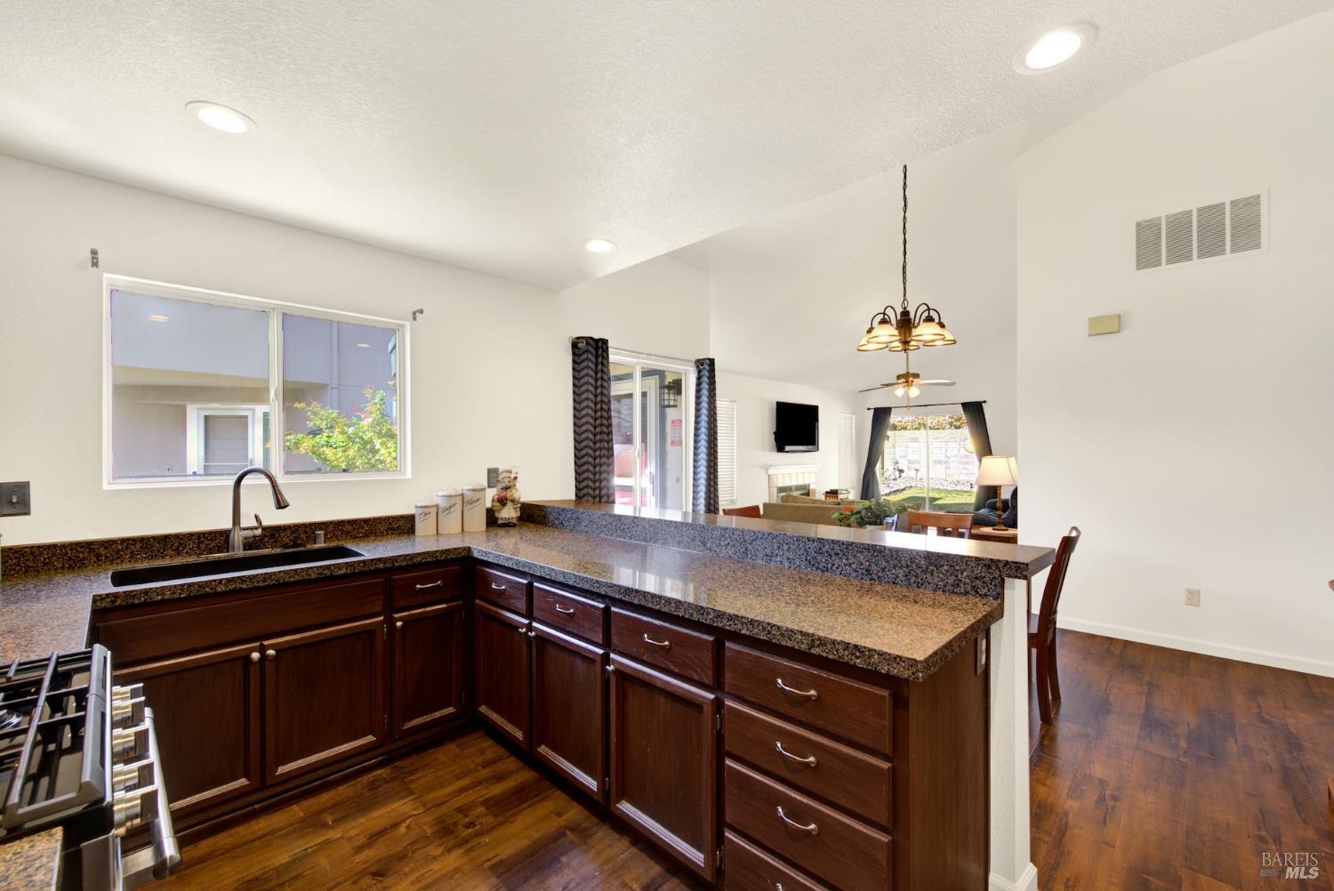 643 Colemanite Circle Vacaville CA 95687