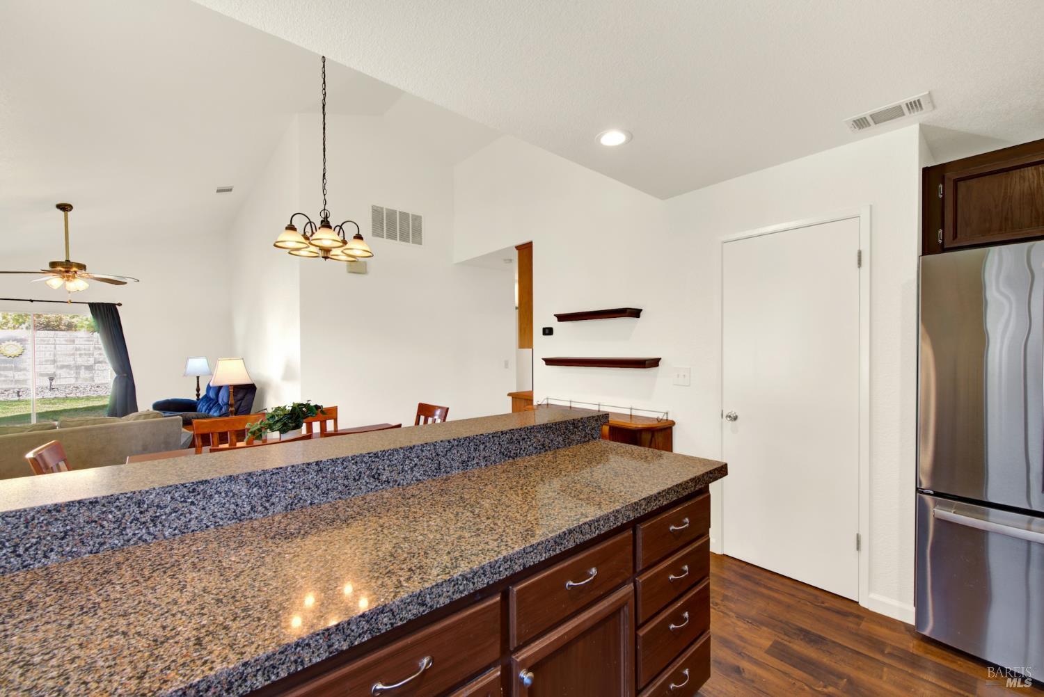 643 Colemanite Circle Vacaville CA 95687