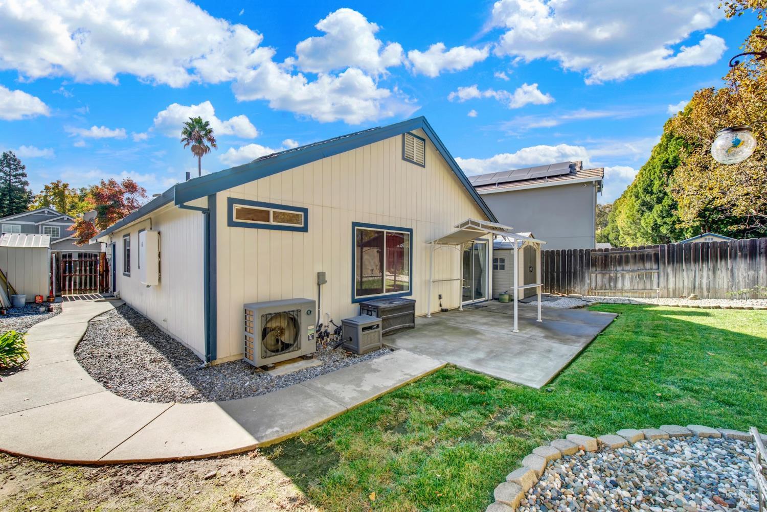 643 Colemanite Circle Vacaville CA 95687