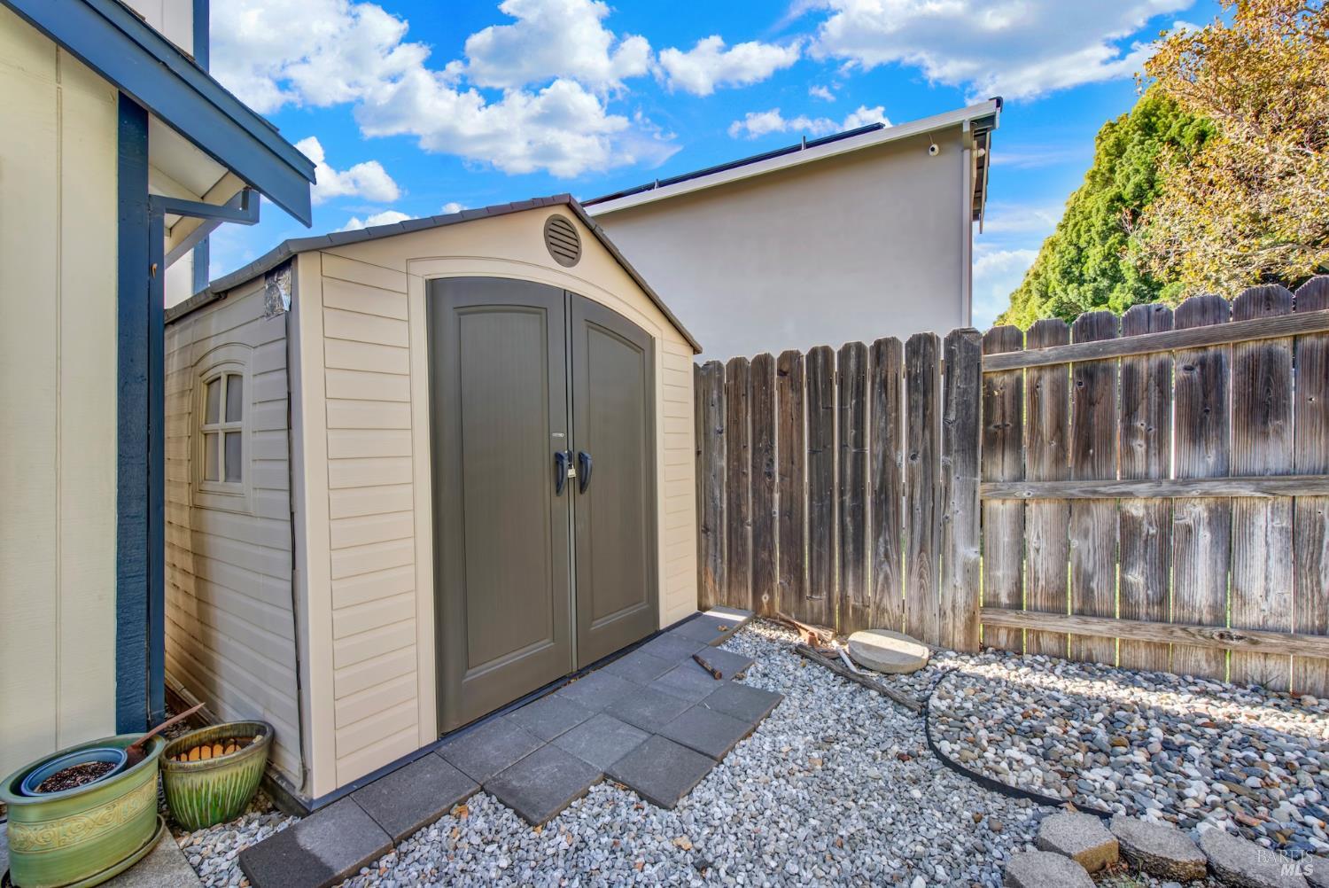 643 Colemanite Circle Vacaville CA 95687